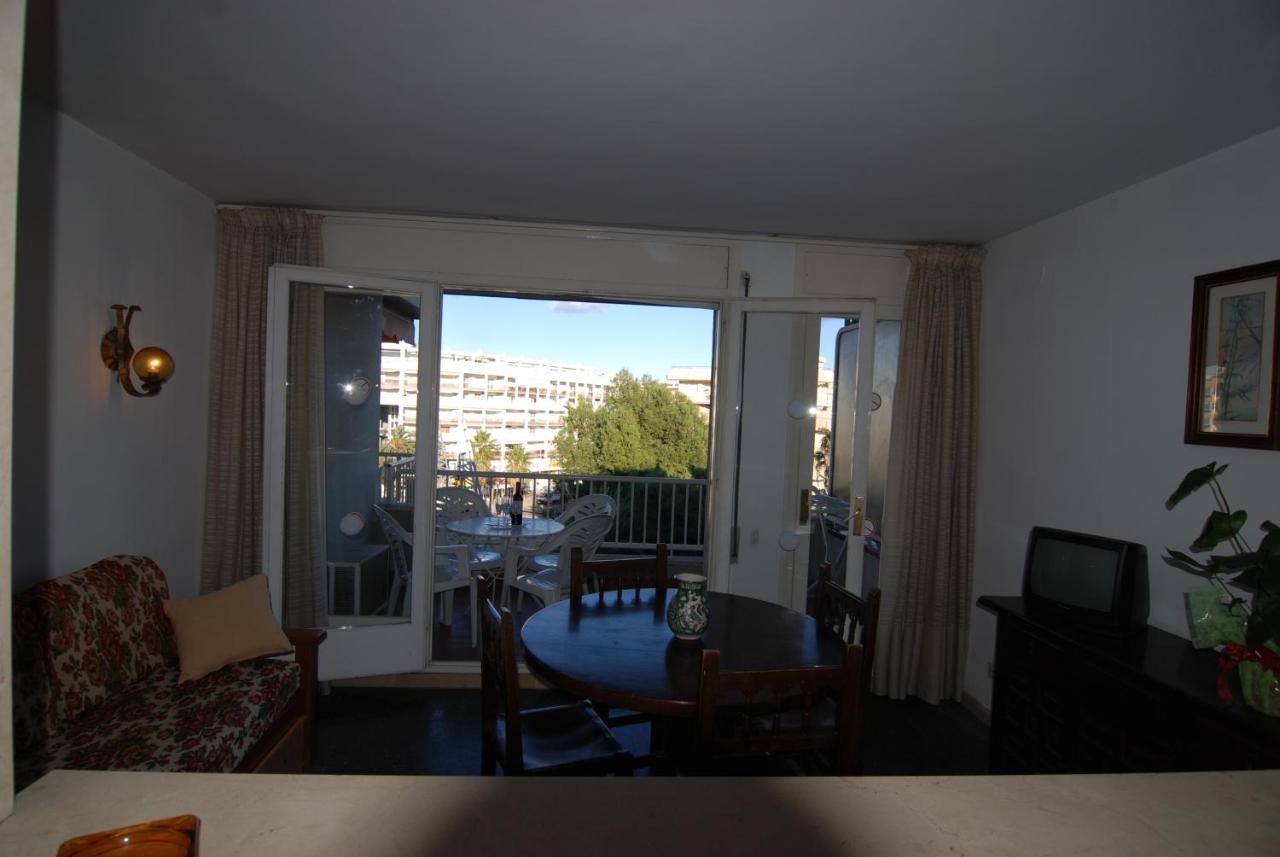 Zeus Mercurio Basic Salou Room photo